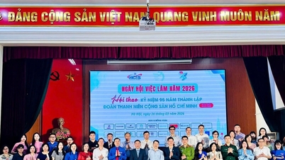 Hanoi: Meer dan 1800 vacatures voor studenten en werknemers op de banenbeurs van de Maand van de Jeugd 2026.