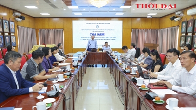 Seminar "Diplomatieke activiteiten op het gebied van intermenselijke samenwerking wereldwijd en enkele lessen voor Vietnam"