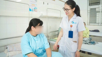 Large tumor discovered in the ovary of a 13-year-old girl.