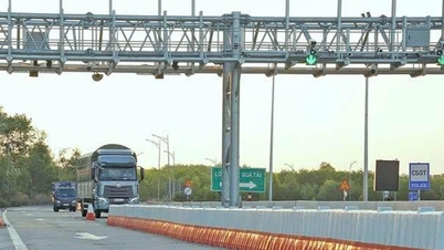 Збір плати за проїзд на державних автомагістралях: після одного місяця роботи зміни стають дедалі очевиднішими.