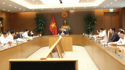 Finalize the draft regulations for the operation of the Vietnam International Finance Center.