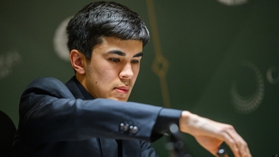 Șindarov, în vârstă de 20 de ani, conduce grupul în competiția pentru titlul Campionatului Mondial de șah.