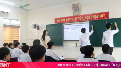 Ha Tinh ilinde düzenlenen 10. sınıf Üstün Öğrenci Sınavı'nda 1.026 öğrenci ödül kazandı.