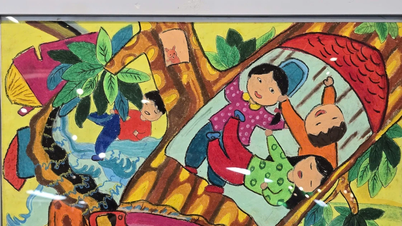 The innocent brushstrokes depict a wish for a green future.