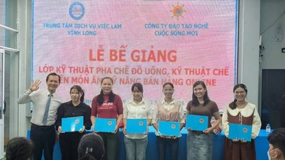 Vinh Long Employment Service Center: Providing vocational training support for workers receiving unemployment benefits.