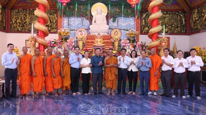 Ulusal Meclis Etnik Konseyi Başkanı, Chol Chnam Thmay günü vesilesiyle Ca Mau'daki Khmer halkına yeni yıl tebriklerini iletti.