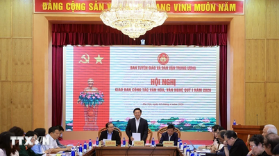 Siết tình trạng "hát nhép," chấn chỉnh biểu hiện lệch chuẩn của một số nghệ sỹ