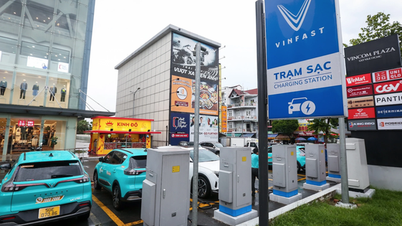 Kota Ho Chi Minh mempercepat pengembangan infrastruktur kendaraan listrik, dan segera akan membuka tender untuk stasiun pengisian daya di 19 terminal bus.