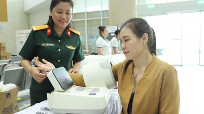 Ulusal Sağlık Günü, 7 Nisan: Ho Chi Minh Şehri, 58 noktada ücretsiz sağlık taraması başlattı.
