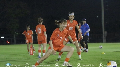 ក្រុមបាល់ទាត់នារី U20 វៀតណាម ត្រៀមខ្លួនរួចជាស្រេចសម្រាប់ការប្រកួតជាមួយក្រុមម្ចាស់ផ្ទះថៃ។