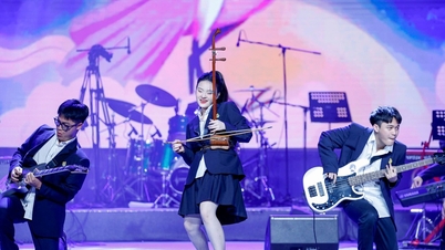 For the first time, regulations have been established regarding high schools for gifted arts students.