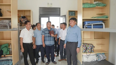 Đoàn công tác tỉnh Tuyên Quang học tập kinh nghiệm xây dựng Trường nội trú liên cấp Si Pa Phìn, Thanh Nưa