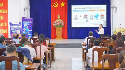 Hoi Phu Ward supports household businesses in converting to enterprises.