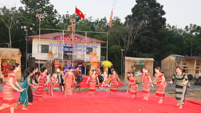 Recreating the Rain-Praying Festival of the S'tieng ethnic group.
