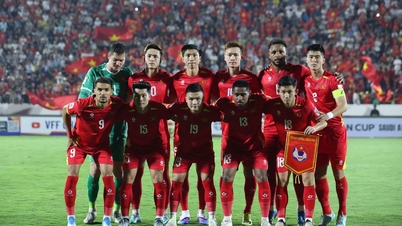 El entrenador Kim Sang-sik todavía cuenta con una gran cantidad de talento, ¡así que la selección nacional vietnamita se hará aún más fuerte!
