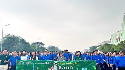 Mempromosikan gaya hidup ramah lingkungan melalui "Tantangan 21 Hari" di Kelurahan Phu Dien.