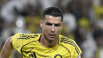 Ronaldo dönüşünde iki gol attı ve gol rekoruna neredeyse ulaştı: Messi'nin önüne geçmeye devam ediyor.