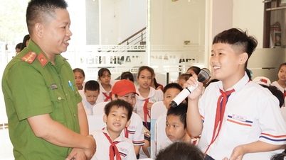 Membekali siswa dengan keterampilan hidup dan membangun "Sekolah Aman"