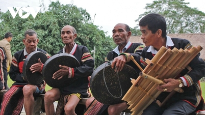 Egy sor egyedi kulturális és művészeti program a vietnami etnikai kultúrák napjának megünneplésére.