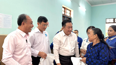 Khám bệnh, phát thuốc miễn phí cho hơn 300 người dân xã Nam Khánh Vĩnh