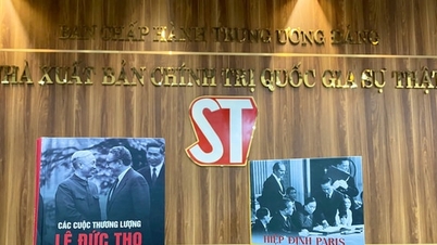 Odhalení záhady historické bitvy důvtipu v Paříži v roce 1973 prostřednictvím dvou speciálních publikací.