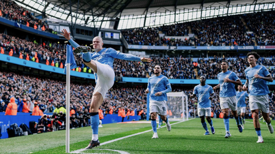 Haaland scores a hat-trick as Man City thrash Liverpool in the FA Cup quarter-finals.
