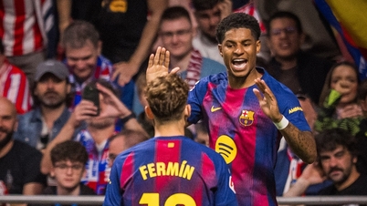 Rashford scores a crucial goal as Barca come from behind to beat Atletico.
