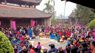 विरासत प्रेमियों को जोड़ना