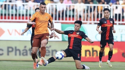 V-League'in son puan durumu: Thanh Hoa, HAGL'yi neredeyse alt etti, Teknik Direktör Popov'un takımı ilk 2'de kaldı ancak...