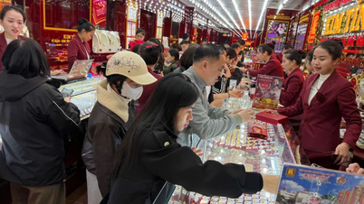 Giá vàng hôm nay 6/4/2026: Giá vàng SJC, vàng nhẫn 24K 9999, vàng thế giới