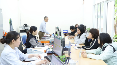 Received and processed 2,860 applications for unemployment benefits.