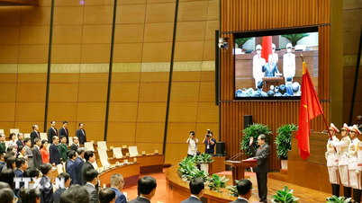 Le camarade Tran Thanh Man prête serment en tant que président de la 16e Assemblée nationale.