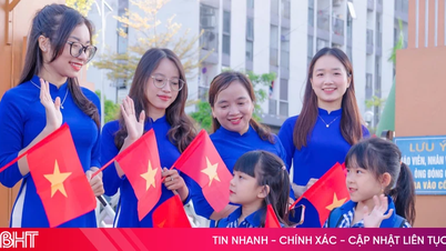 La escuela Albert Einstein de Ha Tinh anuncia la contratación de 32 profesores.