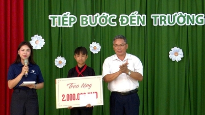 Học bổng Hoa cúc trắng hỗ trợ cậu học trò nghèo người Nùng ở Nam Dong