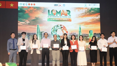 Los estudiantes de Ciudad Ho Chi Minh participan en la resolución de problemas prácticos.