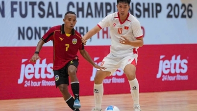 Die vietnamesische Futsal-Mannschaft feiert einen deutlichen Sieg gegen Timor-Leste und zieht ins Halbfinale ein.