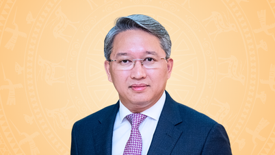 Nguyễn Hai Ninh úr a Központi Párt irodájának vezetője.
