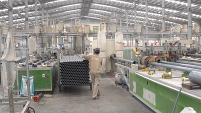 Businesses in Nghe An are accelerating their green transformation through energy saving.