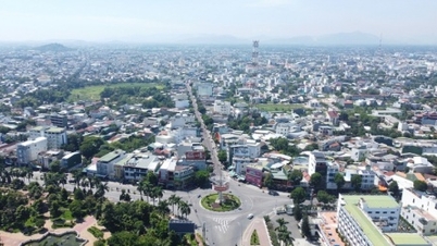 The Chairman of Quang Ngai Province directs the removal of bottlenecks to promote growth.