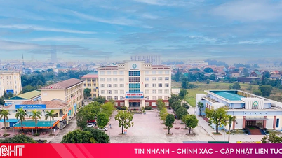 Il Collegio Medico di Ha Tinh, in collaborazione con il Gruppo TTH, sta implementando il programma "Sponsorizzazione delle tasse universitarie - Supporto al collocamento lavorativo".