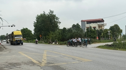 Renovatie van het kruispunt van de nationale snelweg 38 met de weg Vinh Hung - Hung Thang.