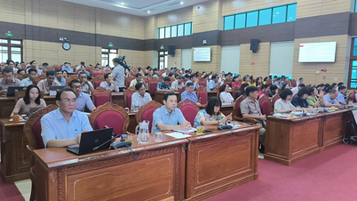 Artists and writers in Gia Lai respond to the requirements of the Resolution of the 14th National Congress.