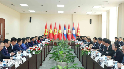 Further deepening the meaning of "strategic engagement" in Vietnam-Laos relations.