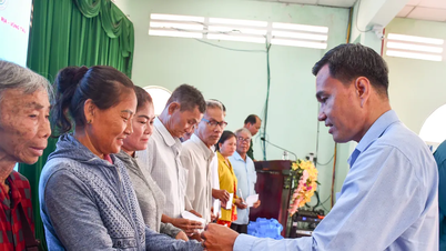 Construire des maisons et répandre l'amour auprès des habitants de la région frontalière de Tay Ninh.