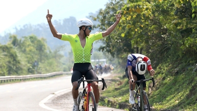 Hanoi cyclist wins King of the Mountains in Stage 7 of the Ho Chi Minh City Television Cycling Cup.