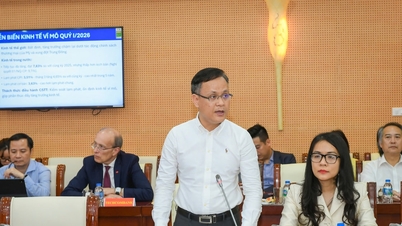 Los bancos se comprometieron a bajar los tipos de interés para apoyar a las empresas tras una reunión con el gobernador Pham Duc An.