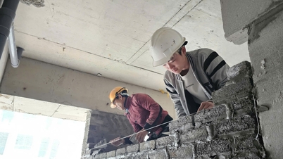 עם מחירי חומרי הבנייה המאמירים, אנשים רבים מהססים לבנות בתים.