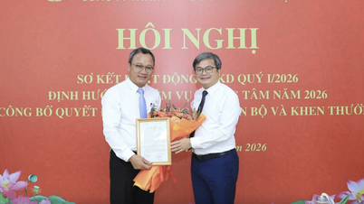 Mr. Khuat Viet Hung has resigned as Chairman of Hanoi Metro.