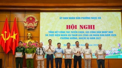 Ngoc Ha Ward résume le travail de recrutement et d'enrôlement des citoyens dans l'armée en 2026.