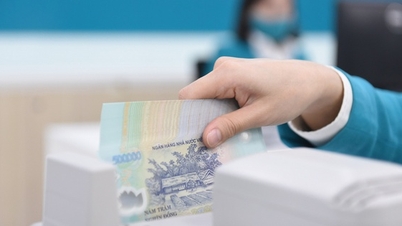 A bankok csökkentették a betéti és hitelkamatlábakat a Pham Duc An kormányzóval folytatott találkozó után.
